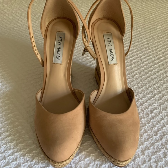 Perfect conditions shoes, size 8.5 Steve Madden - Picture 1 of 3